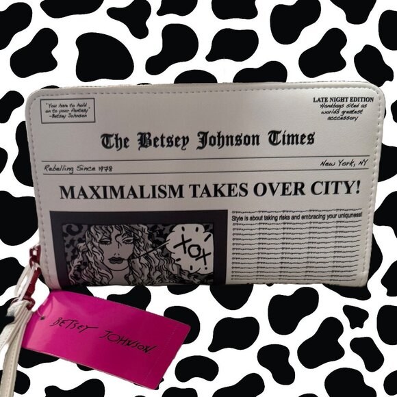 NWT Betsey Johnson Newspaper Print Wallet - Maximalist - Picture 1 of 6